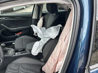 Skoda Octavia Combi  1.0 TSI Business Edition picture 11