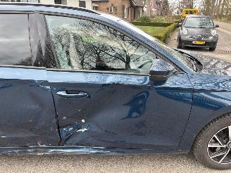 Skoda Octavia Combi  1.0 TSI Business Edition picture 4