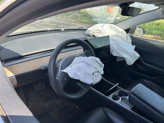 Tesla Model 3 Standard Range Plus RWD picture 7