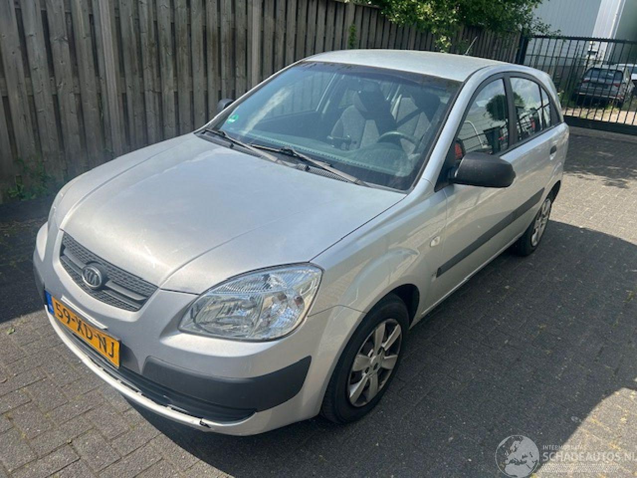 Kia Rio 1.4  X-pect   5 Drs