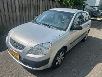 škoda osobní automobily Kia Rio 1.4  X-pect   5 Drs 2007/4