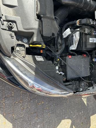 Peugeot 308 SW  1.2 PureTech  Bluelease Active picture 7