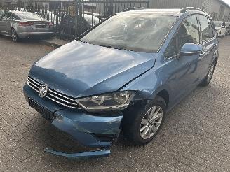 škoda osobní automobily Volkswagen Golf Sportsvan 1.6 TDI  Comfortline 2014/11