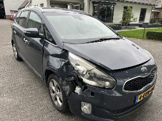Kia Carens 1.7 Diesel picture 3