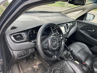 Kia Carens 1.7 Diesel picture 11