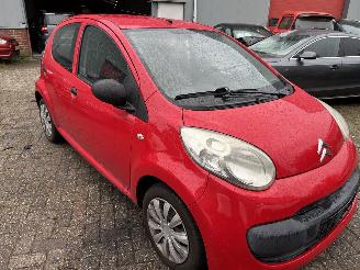 Citroën C1 1.0   5 Drs picture 3