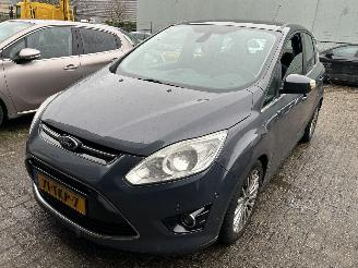 krockskadad bil auto Ford C-Max 1.6 TDCI Lease Titanium 2012/3