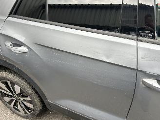 Volkswagen T-Roc 1.0 TSI    Move picture 6