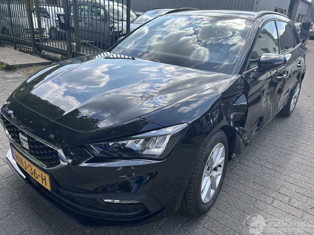 Seat Leon SportsTourer  1.5 Hybird Automaat  ( 1283 KM )