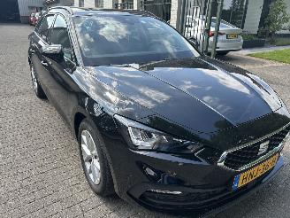 Seat Leon SportsTourer  1.5 Hybird Automaat  ( 1283 KM ) picture 3