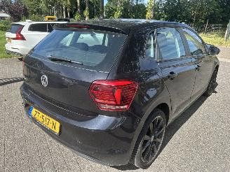 Volkswagen Polo 1.0 MPI  Comfortline picture 5