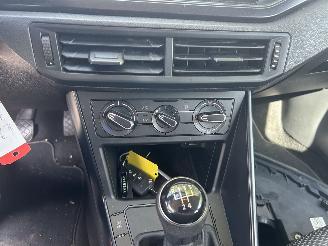 Volkswagen Polo 1.0 MPI  Comfortline picture 11