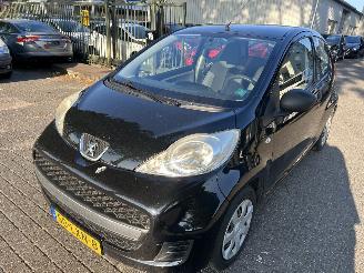 škoda osobní automobily Peugeot 107 1.0  3 Drs 2010/7