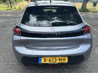 Peugeot 208 1.2 PureTech   5 Drs picture 5