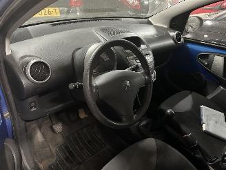 Peugeot 107 1.0 Accent  5 Drs-Airco picture 9