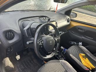 Peugeot 108 1.0e-VTI  Collection picture 10