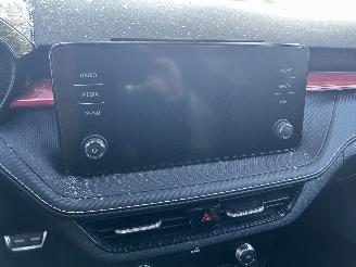 Skoda Fabia 1.0 TSI   Automaat  Monte Carlo  ( Panoramadak ) picture 20