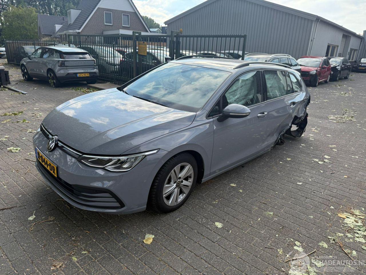 Volkswagen Golf Stationcar 1.0 TSI Life