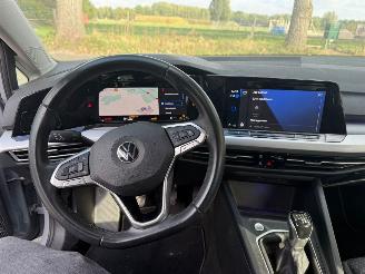 Volkswagen Golf Stationcar 1.0 TSI Life picture 15