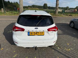 Ford Focus Stationcar 1.0  Hybrid  ST Line picture 5