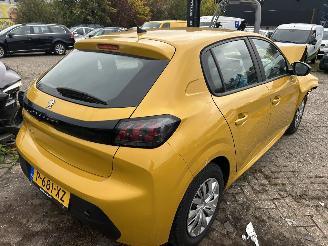 Peugeot 208 1.2 PureTech Active picture 6