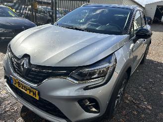 Vaurioauto  passenger cars Renault Captur 1.0 TCe  100 Edition 2020/9