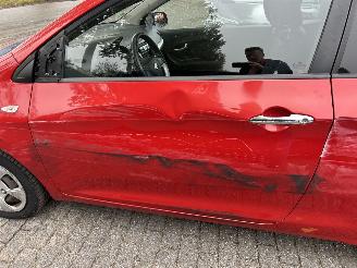 Kia Picanto 1.0   3 Drs picture 9