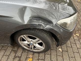 BMW 1-serie 116i   5 drs - schuifdak picture 4