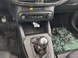 Ford Focus Stationcar 1.0 Hybrid EcoBoost ST Line picture 16