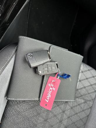 Volkswagen T-Roc 1.5 TSI  Automaat  R-Line  ( Nieuw prijs 53000,00 ) picture 19