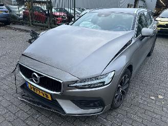 Avarii autoturisme Volvo V-60 2.0 Hybride B3 Automaat Business Pro 2020/10