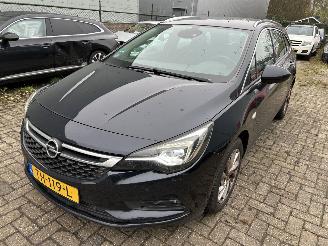 Schadeauto Opel Astra Stationcar  1.0 Innovation 2018/8