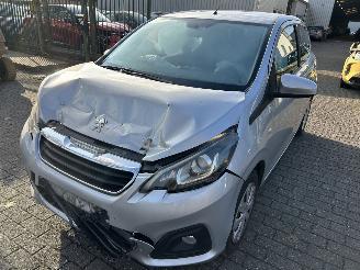 Coche accidentado Peugeot 108 1.0 VTI  Blue Lion 2017/4