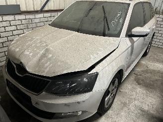 skadebil auto Skoda Fabia 1.4 TDI  Stationcar 2016/9