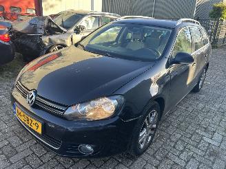 krockskadad bil auto Volkswagen Golf 1.2 TSI  Stationcar 2011/9