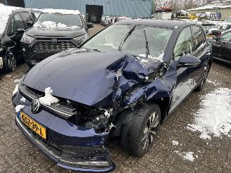 Coche accidentado Volkswagen Golf 1.5 TSI Move  5 Drs 2023/9