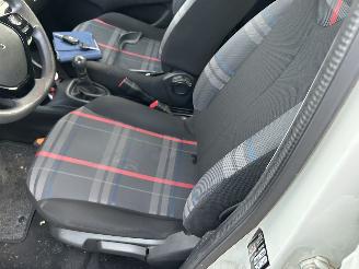 Peugeot 108 1.0 e-VTi Active picture 7