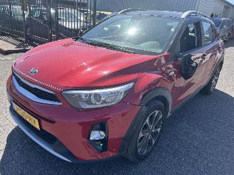 damaged passenger cars Kia Stonic 1.0 T-GDI  DynamicLine  ( 31002 Km ) 2020/8