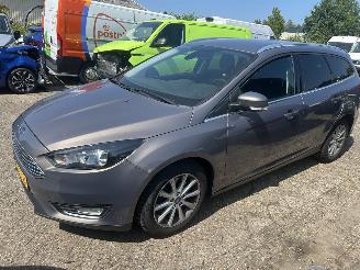uszkodzony samochody osobowe Ford Focus 1.5 Stationcar Titanium 2015/7