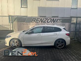 Vrakbiler auto BMW M1 M135 (F40), Hatchback, 2019 M135i xDrive 2.0 TwinPower 16V 2022/4