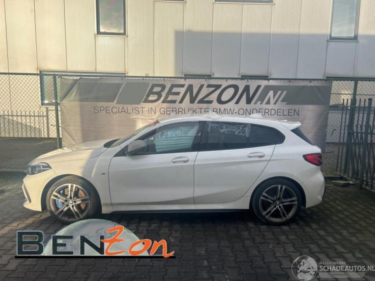 BMW M1 M135 (F40), Hatchback, 2019 M135i xDrive 2.0 TwinPower 16V