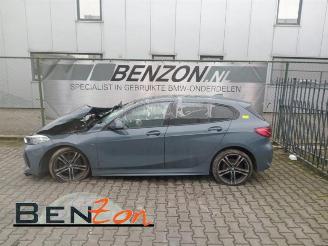 Salvage car BMW 1-serie 1 serie (F40), Hatchback, 2019 118i 1.5 TwinPower 12V 2021/10