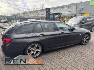 BMW 5-serie 5 serie Touring (F11), Combi, 2009 / 2017 530d 24V Blue Performance picture 3