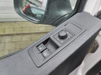 Volkswagen Transporter 2.0TDI AUT. 3persoons Highline Navi Clima picture 20