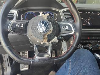 Volkswagen T-Roc 1.5 TSI R-line automaat picture 15