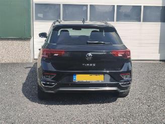 Volkswagen T-Roc 1.5 TSI R-line automaat picture 5