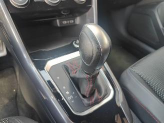Volkswagen T-Roc 1.5 TSI R-line automaat picture 14