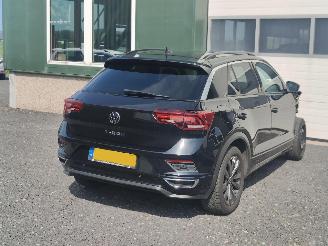 Volkswagen T-Roc 1.5 TSI R-line automaat picture 4