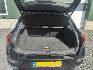 Volkswagen T-Roc 1.5 TSI R-line automaat picture 23