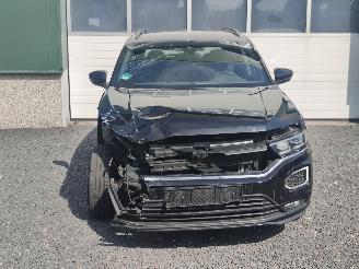 Volkswagen T-Roc 1.5 TSI R-line automaat picture 2